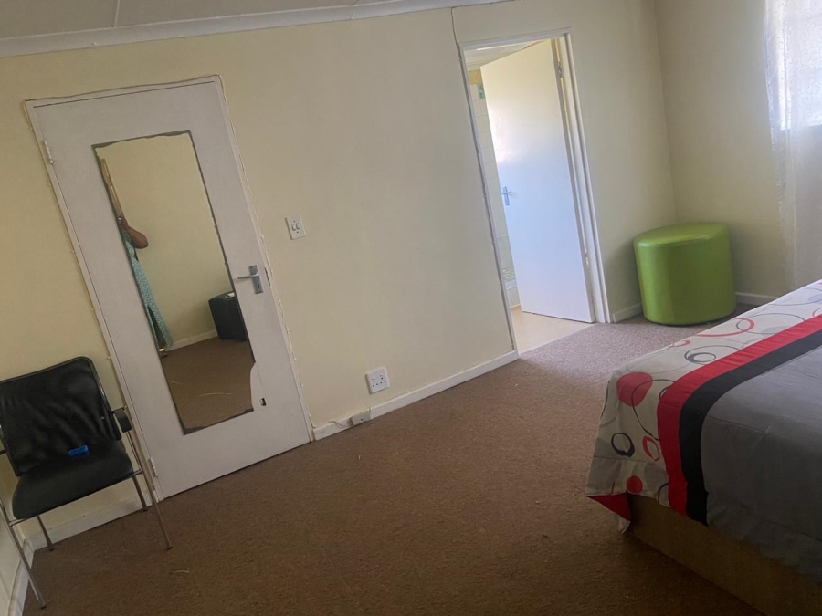 To Let 1 Bedroom Property for Rent in Top Town Eastern Cape
